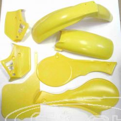 PLASTIKTEILE KIT SUZUKI RM 250 82-83 GELB