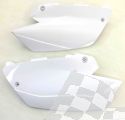 UFO SEITENTEILE SET YAMAHA YZ 125/250 02-05 WEISS